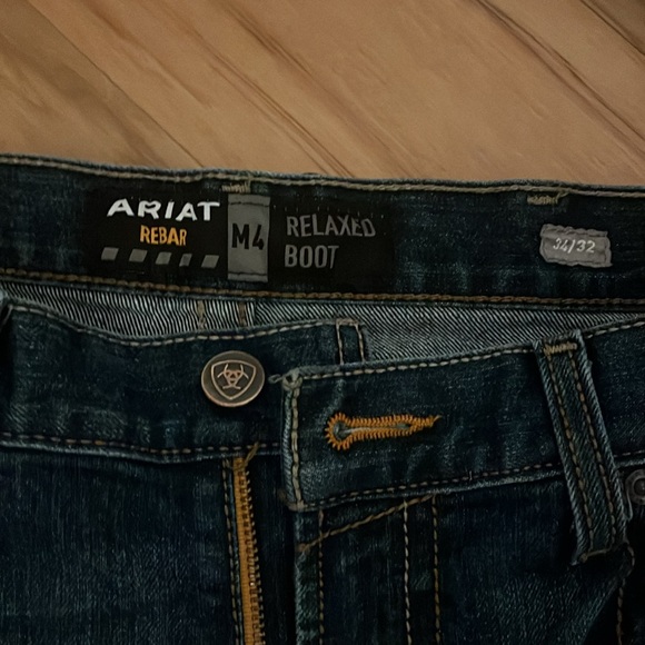 Ariat jeans 34x32 rebar - Picture 3 of 5
